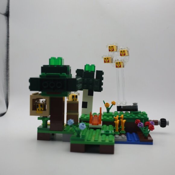 Minecraft The Bee Farm - Incomplete (does not include people) - Picture 2 of 11